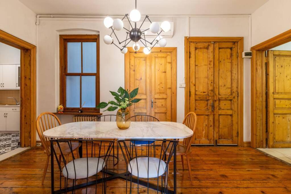 Sincere Istanbul Experience In Galata Area. Apartment Luaran gambar