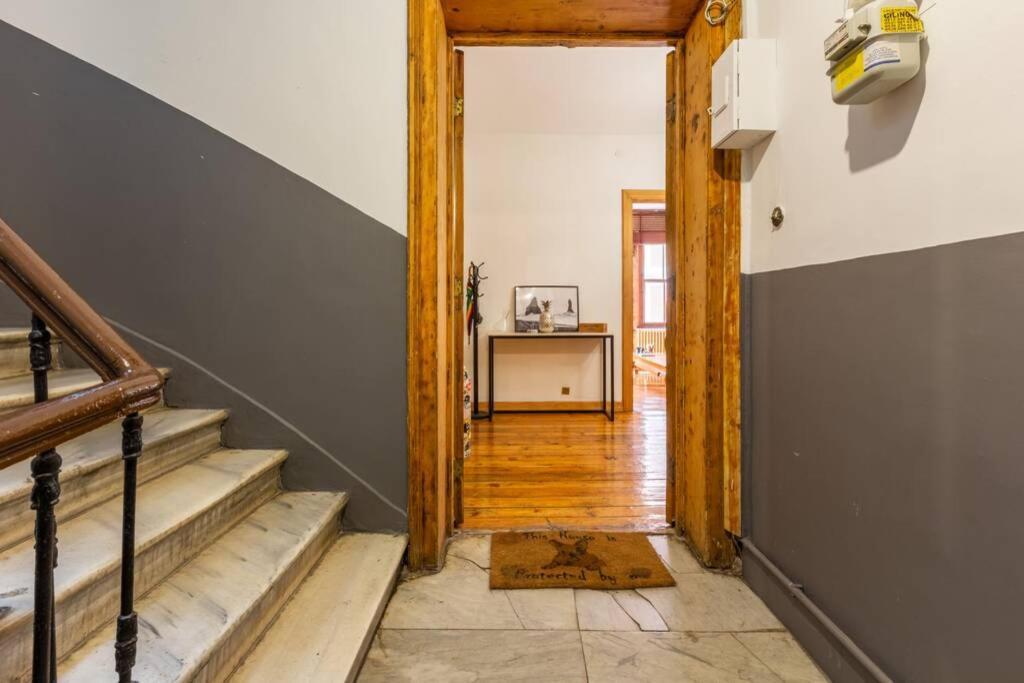 Sincere Istanbul Experience In Galata Area. Apartment Luaran gambar