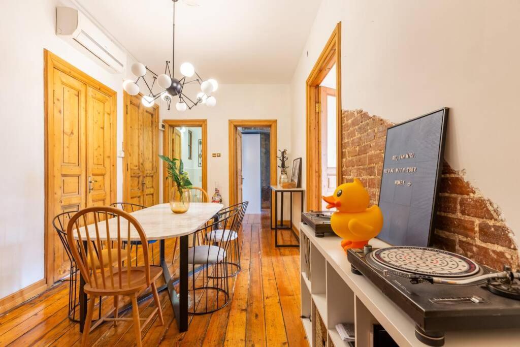 Sincere Istanbul Experience In Galata Area. Apartment Luaran gambar